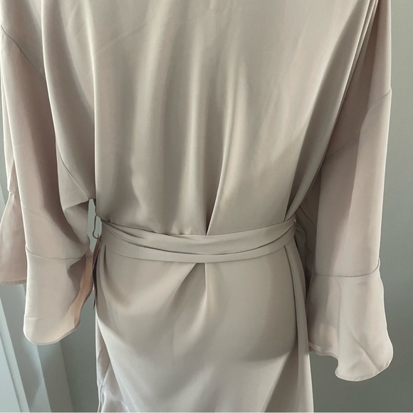 Birdy Grey Kenny Ruffle Robe M/L Taupe - Picture 10 of 13